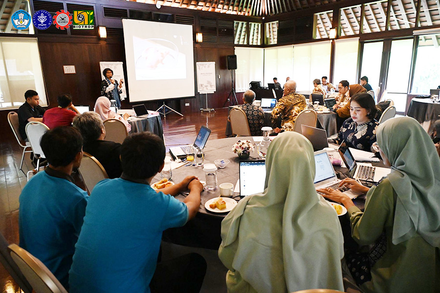 BIOTROP Enhances Sustainable Learning Framework Through Biodiversity Curriculum Workshop