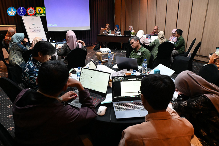 SEAMEO BIOTROP Gears Up for 63rd Governing Board Meeting Through Strategic Document Workshop in Bogor